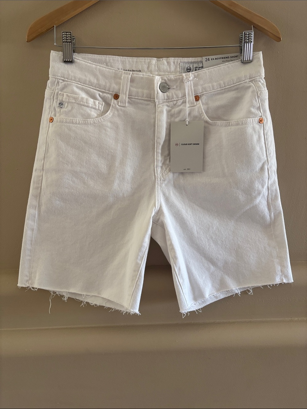 AG Ex-Boyfriend Jean Shorts. White. Size 24. NWT.